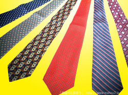 出現するネクタイ（アピアリングネクタイ）