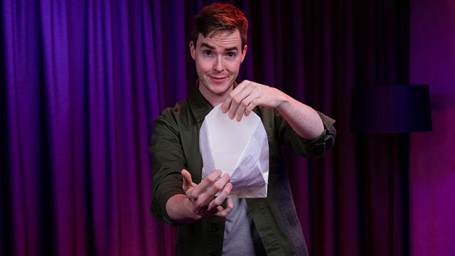 アピアリンググラス（演技１）