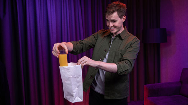 アピアリンググラス（演技３）